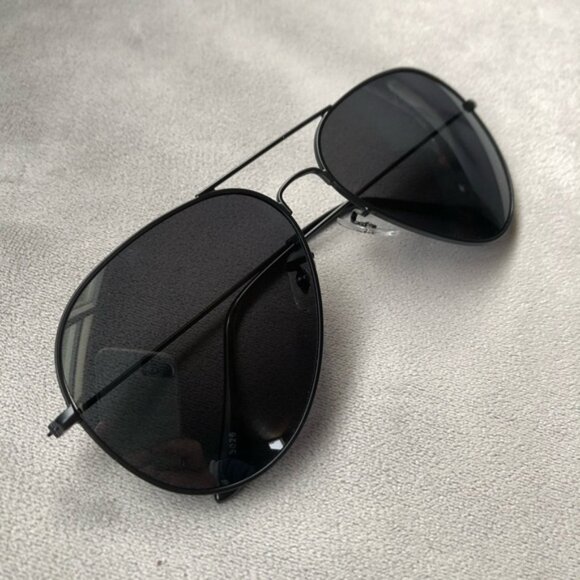 Aviator Sunglasses ~ Black Lenses Black Frames ~ Brand New - Picture 3 of 10